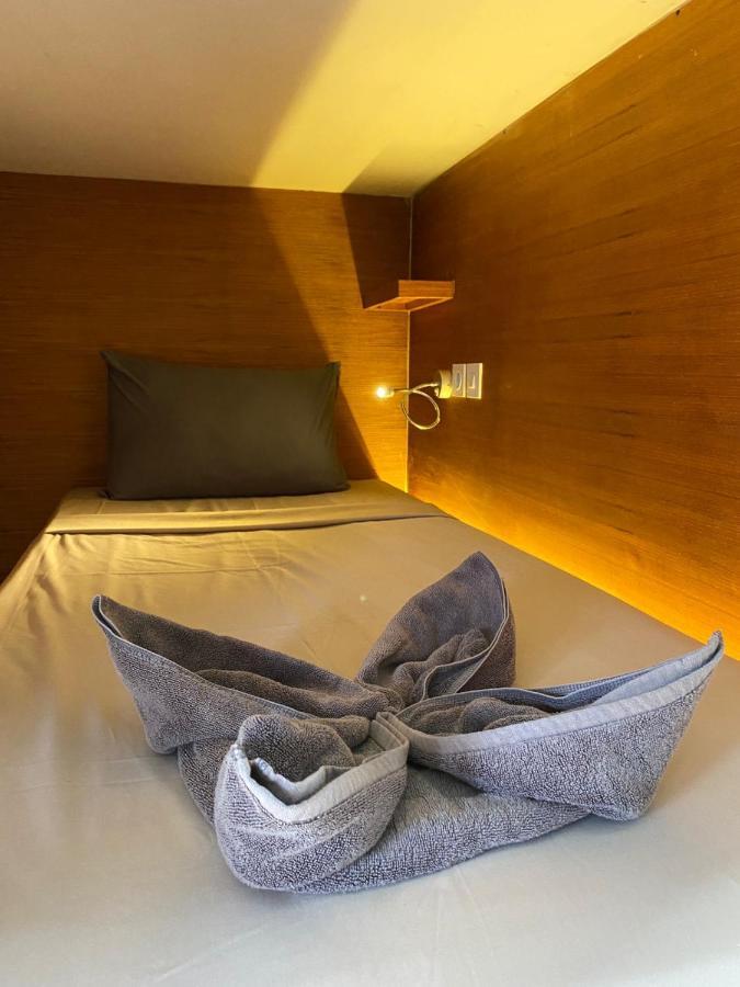 Kuta  Kaniu Capsule Hostel מראה חיצוני תמונה