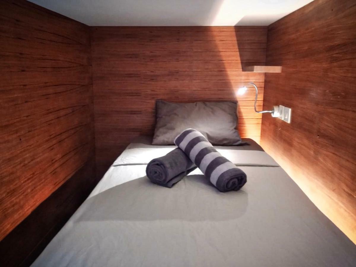 Kuta  Kaniu Capsule Hostel מראה חיצוני תמונה