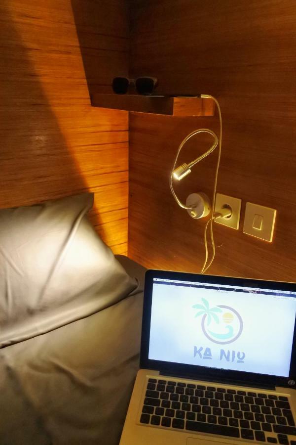Kuta  Kaniu Capsule Hostel מראה חיצוני תמונה