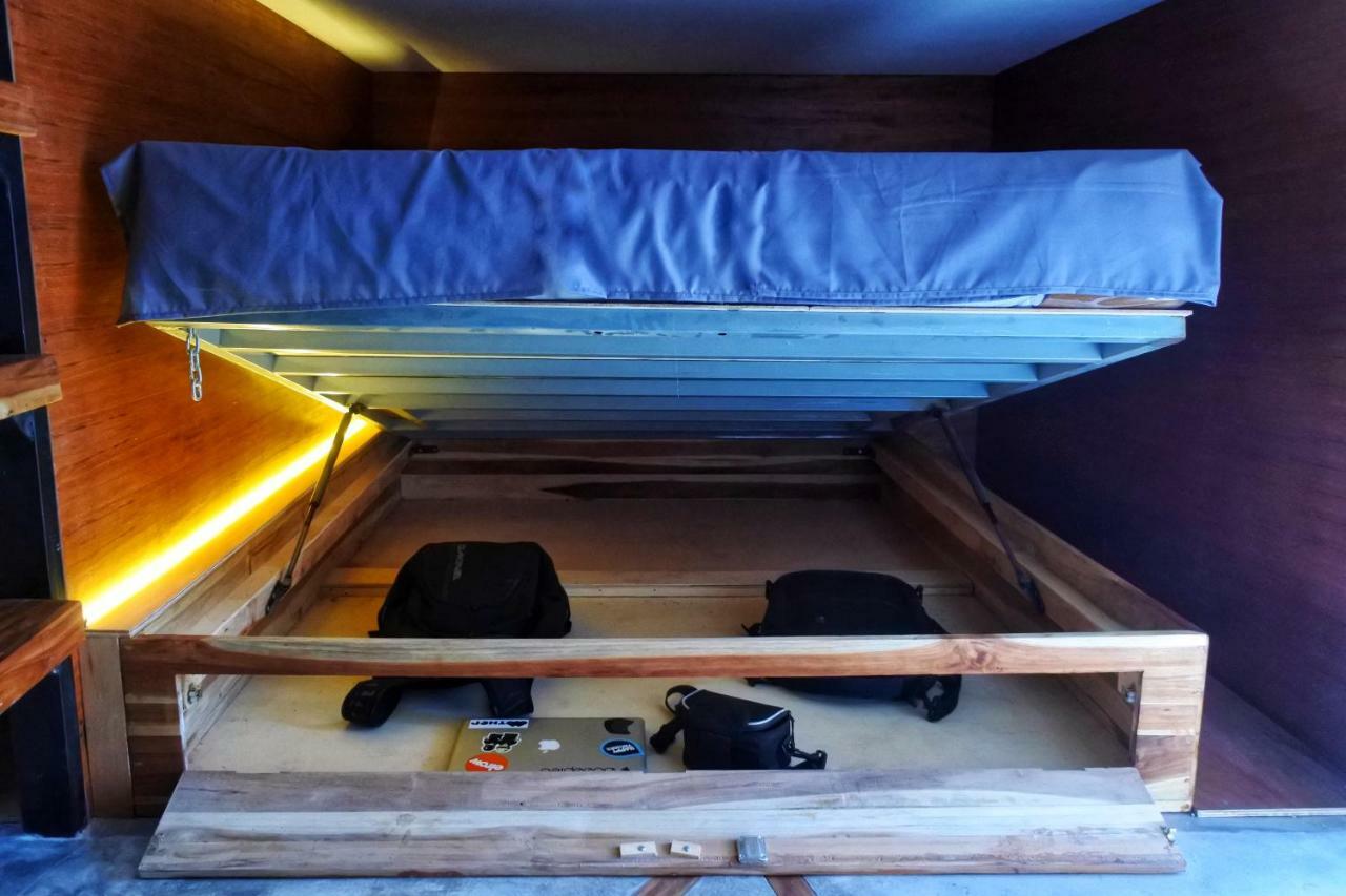 Kuta  Kaniu Capsule Hostel מראה חיצוני תמונה