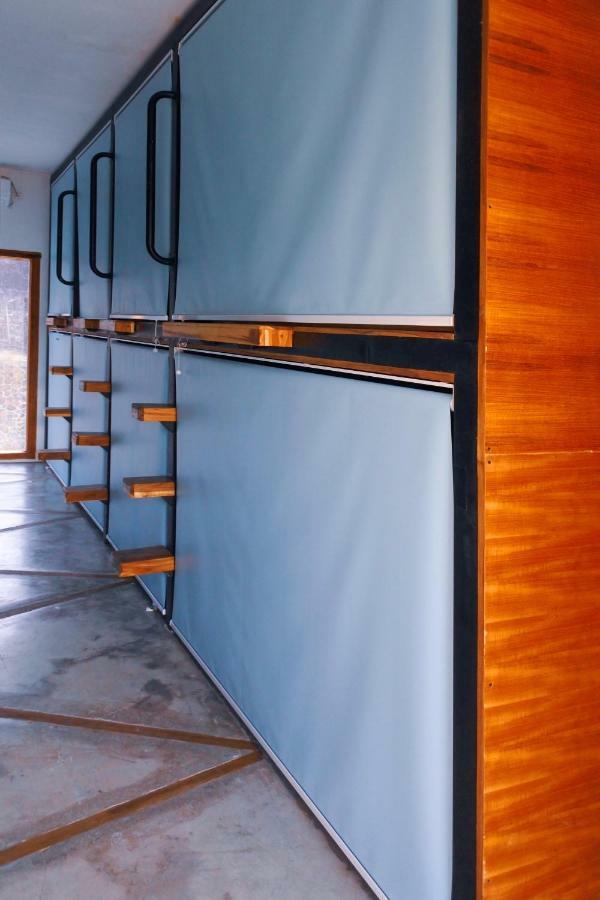 Kuta  Kaniu Capsule Hostel חדר תמונה