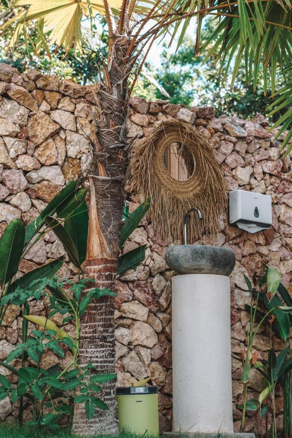 Kuta  Kaniu Capsule Hostel מראה חיצוני תמונה